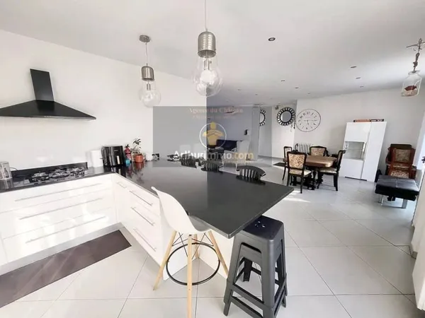 Maison 6 pièces 100 m²