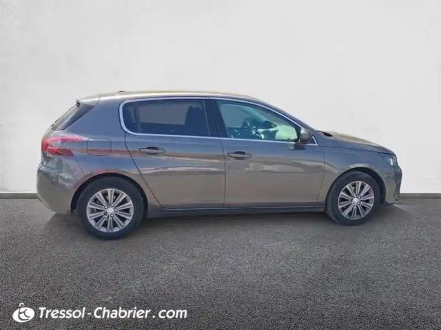 Peugeot 308 puretech 130ch s&amp;s eat8 allure pack — photo 6