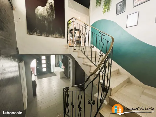 Maison 7 pièces 180 m²