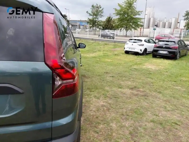 Dacia Jogger eco-g 100 5 places gsr2 — photo 12