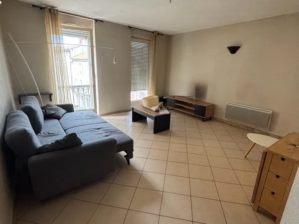 Appartement grand t2 plein centre Agen 57m2