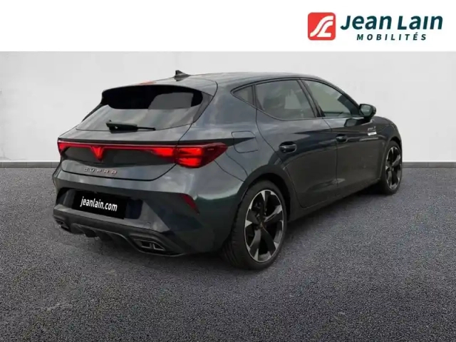 Cupra Leon 1.5 etsi hybrid 150 ch dsg7 — photo 5