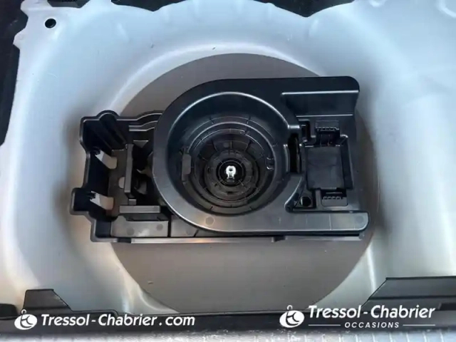 Opel Corsa 1.2 turbo hybrid 110 ch autom edition — photo 27