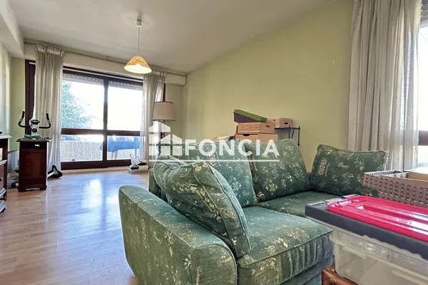 Appartement 2 pièces 64 m²