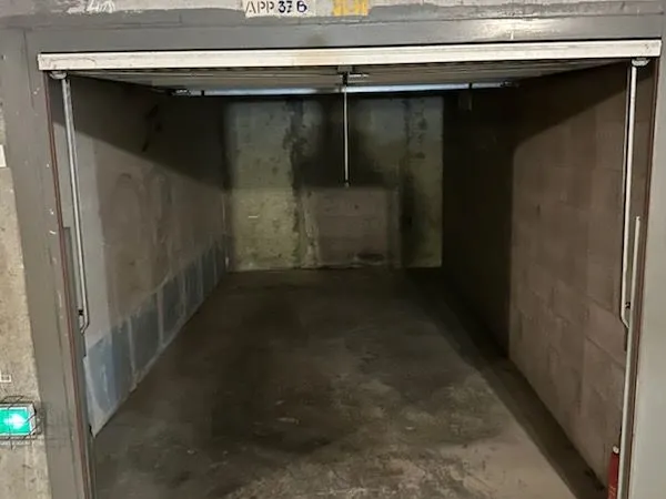 Garage fermé