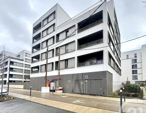 Stationnement Location Gif-sur-Yvette   65€