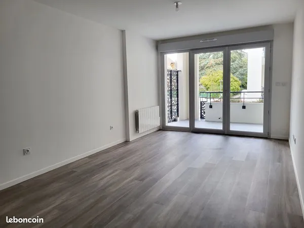 Location bel appartement T2 avec parking