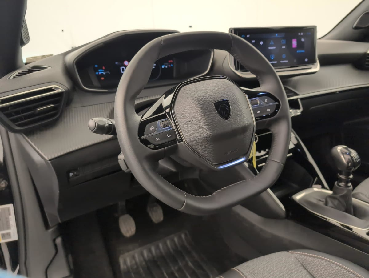 Peugeot 2008 — photo 14