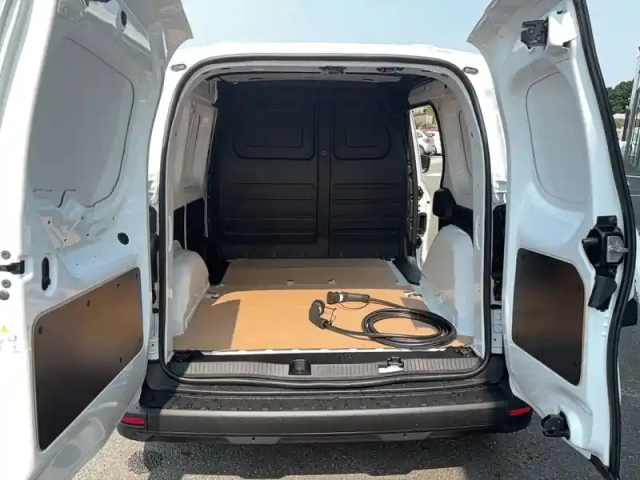 Renault Kangoo Van e-tech electrique fg tole l1 ac11 gsr2 — photo 17