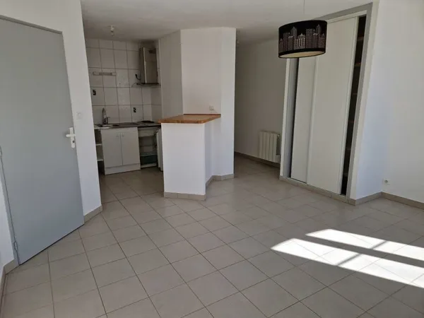 F2 LUMINEUX NEUFCHATEAU VOSGES