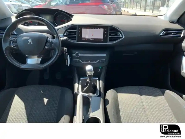 Peugeot 308 puretech 110ch s&amp;s bvm6 — photo 9