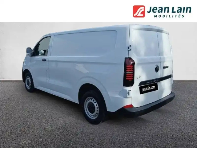 Volkswagen Transporter van l1h1 2.0 tdi 150 bva8 — photo 7