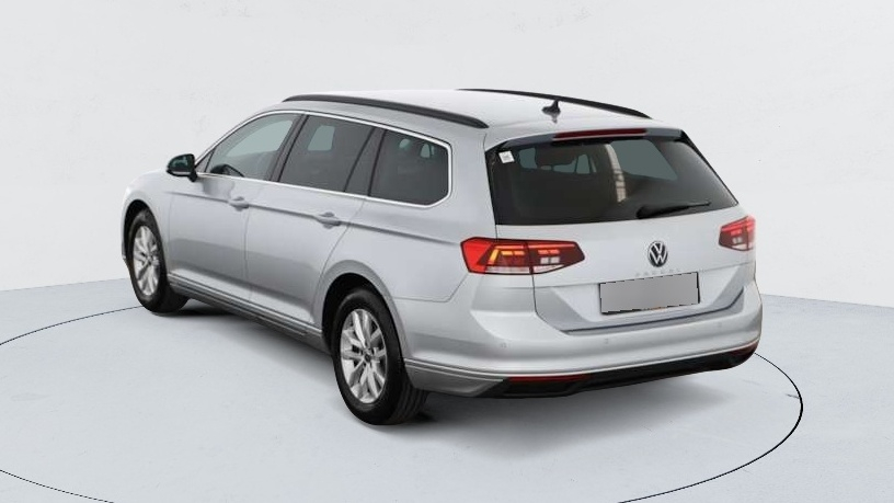 Volkswagen Passat SW — photo 5