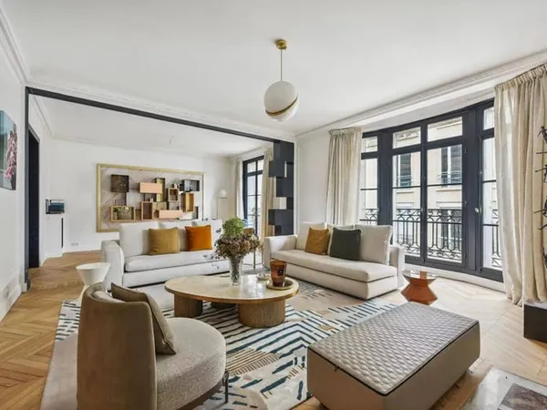 Appartement 7 pièces 295 m²