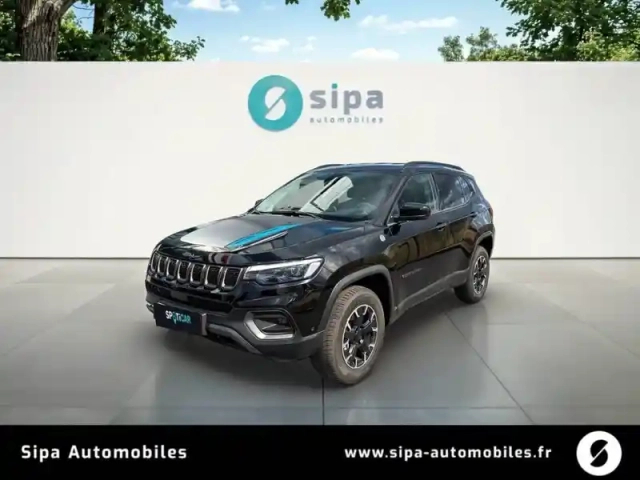 Jeep Compass 1.3 phev t4 240 ch 4xe eawd — photo 1