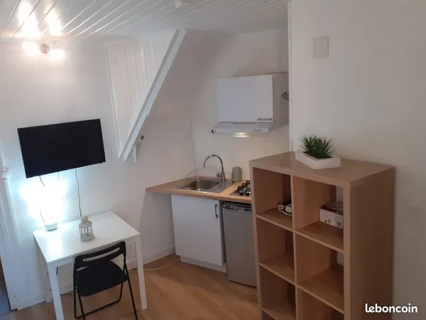 Studio meublé et équipé proche université