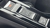 Peugeot 2008 GT PureTech 130 S&S EAT8 — photo 18