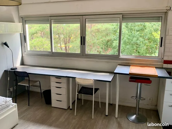Beau studio refait à neuf Av. Garcia Lorca