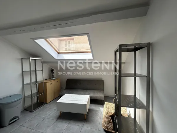 Centre de Craponne-sur-Arzon ? Studio meublé au 2€ étage