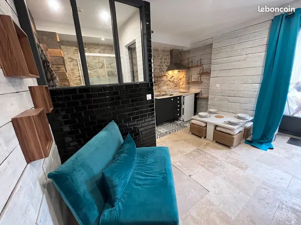 Studio meublé de charme avec espace extérieur