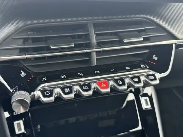 Peugeot 2008 puretech 130 s&amp;s eat8 — photo 22