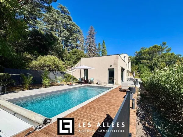 Maison 5 pièces 150 m²