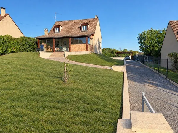 Maison 3 chambres de 100m2, avec terrain de 1080m2