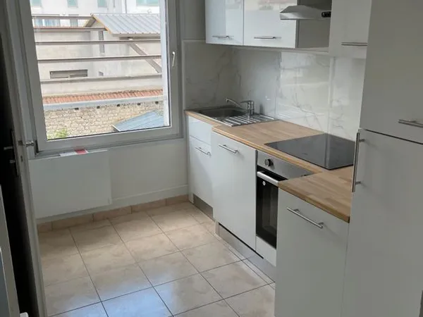 F2 - 44 m² + terrasse 9 m² - 17 rue Favart d'Herbigny REIMS