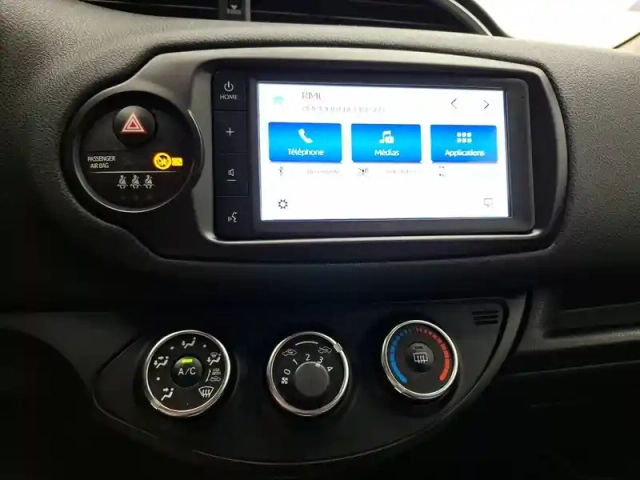 Toyota Yaris 110 vvt-i — photo 25