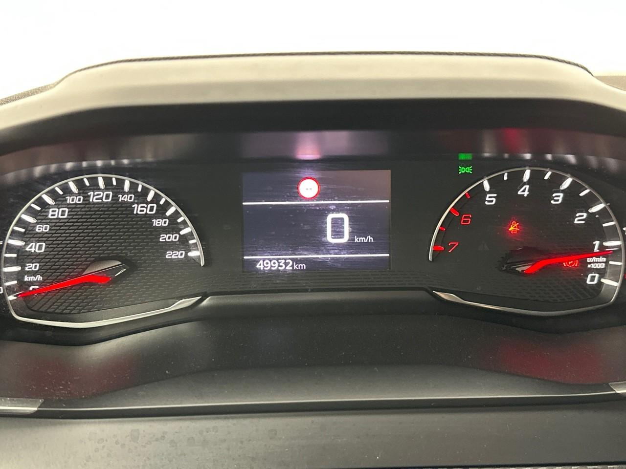 Peugeot 2008 puretech 130 s&s bvm6 allure — photo 21