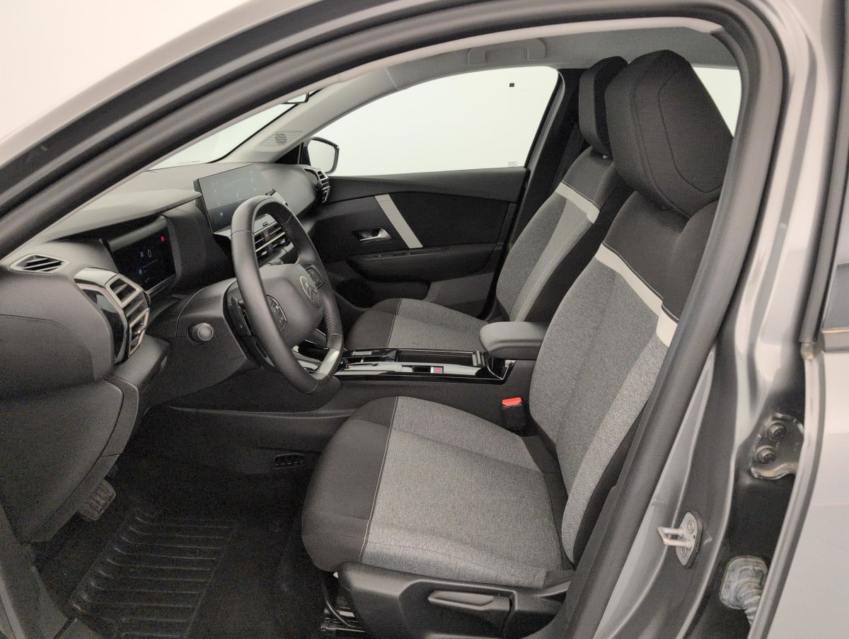 Citroën C4 — photo 15