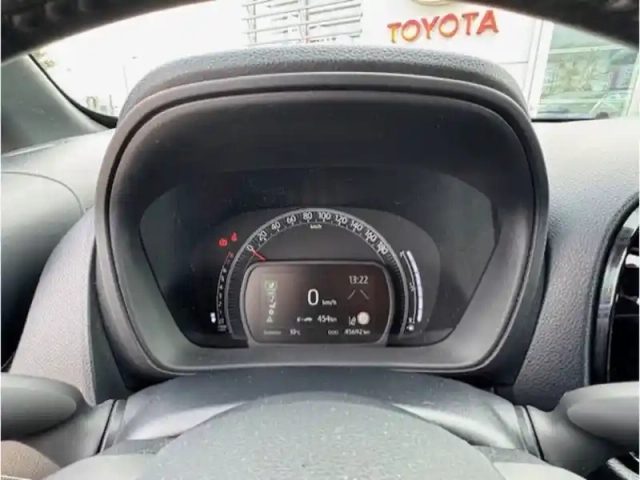 Toyota Aygo 1.0 vvt-i 72 design — photo 9
