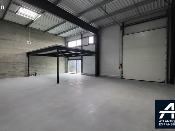 LOCAL D'ACTIVITE 189 m² SAVENAY