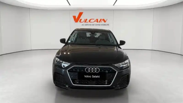 Audi A1 sportback 30 tfsi 110 ch s tronic 7 — photo 9