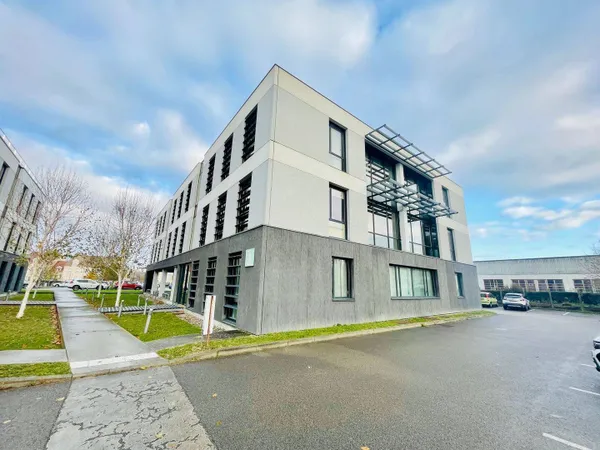 Bureaux 416 m²