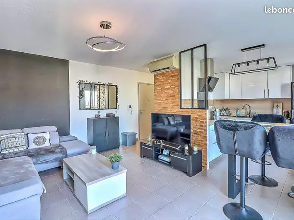 Appartement Costieres