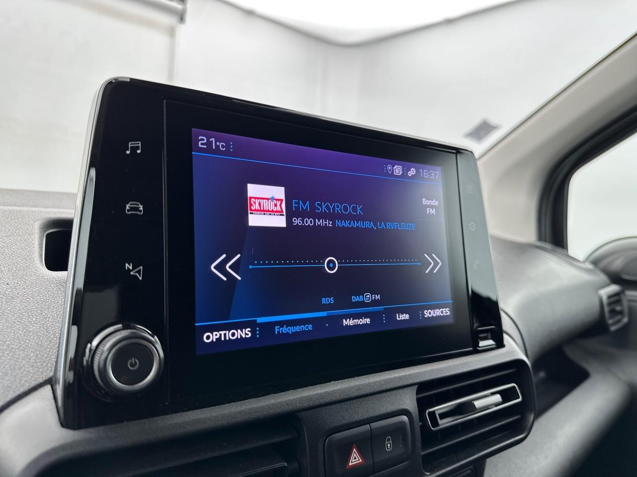 Peugeot Partner fourgon standard 650 kg bluehdi 100 s&s bvm6 aspha — photo 22