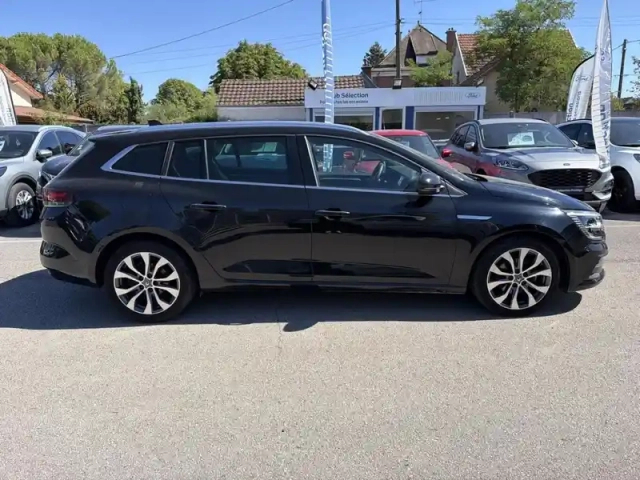 Renault Megane estate 1.5 blue dci 115ch techno edc -23 — photo 4