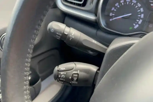 Citroën C3 puretech 110 s&amp;s bvm6 — photo 22
