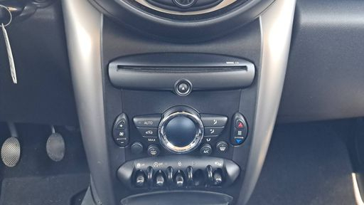 Mini Paceman 1.6 Cooper 122 - Chili – 2014 – 62459 km – Essence – Boîte Manuelle — photo 22