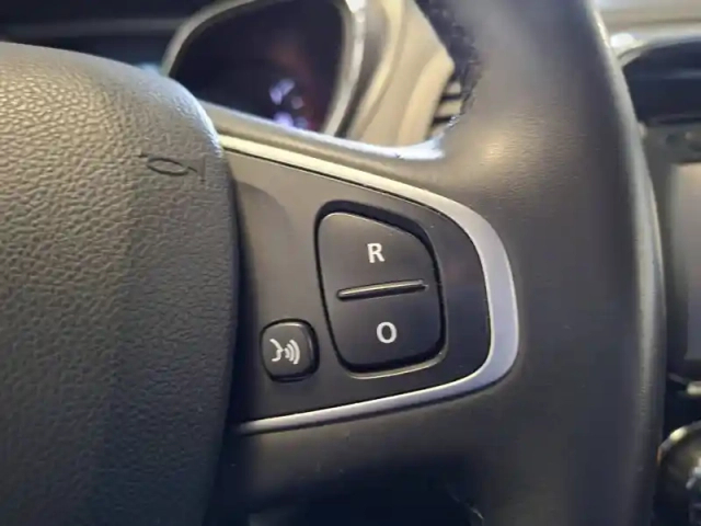 Renault Captur dci 90 energy eco² — photo 116
