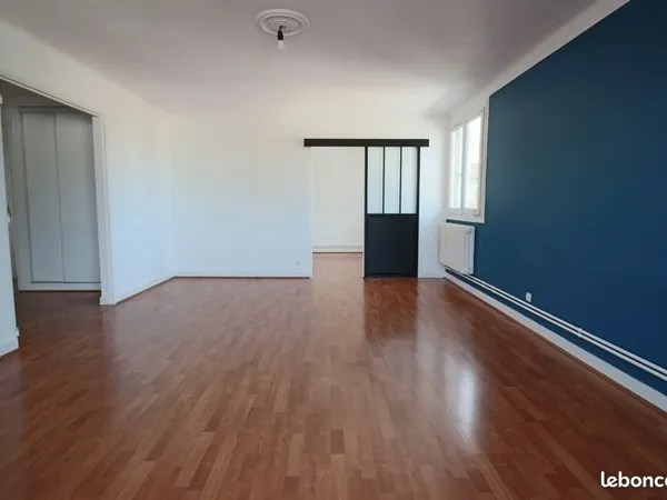 Appartement 4 pièces 82 m²