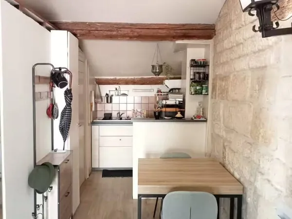 Studio 1 pièce 27 m²