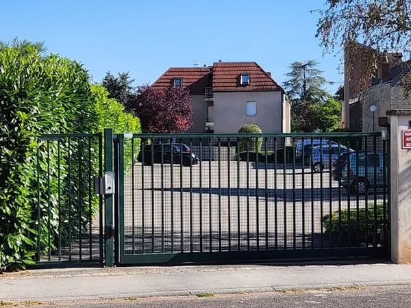 Garage fermé - 14,37m2