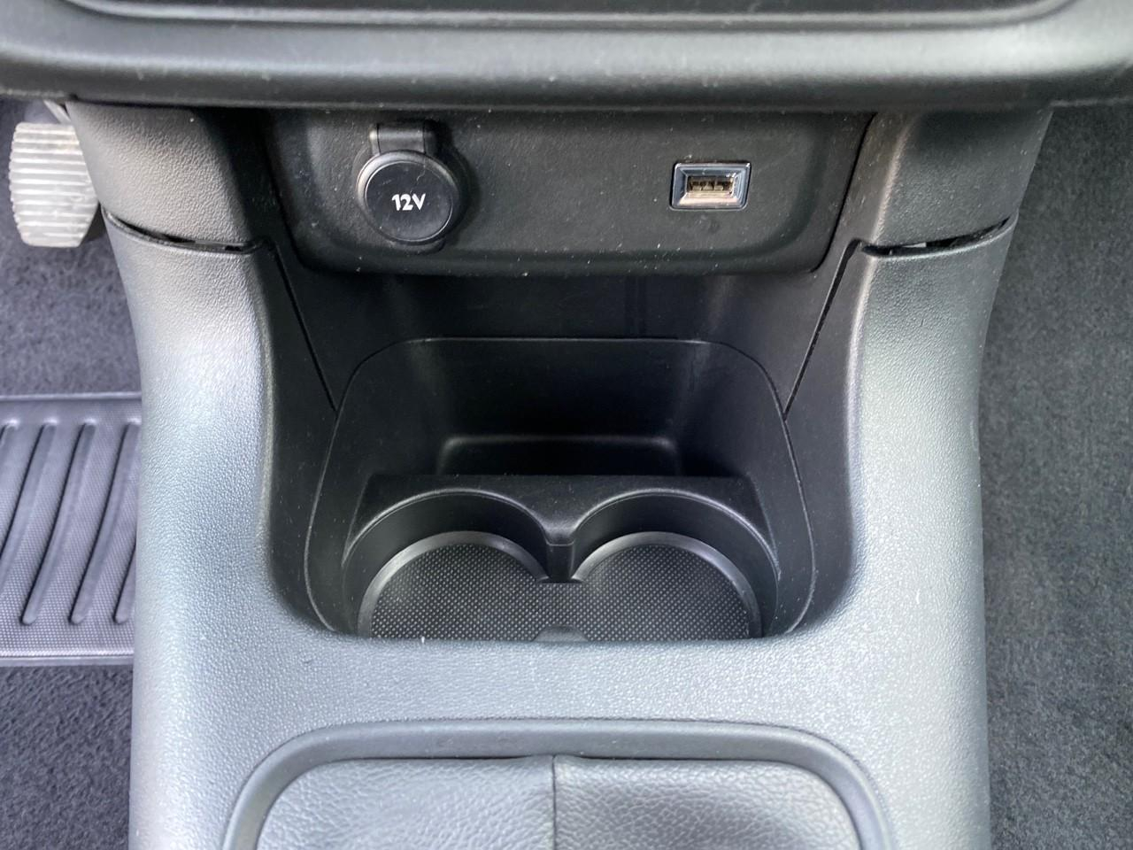 Citroën C3 1.2 puretech 110ch s&s feel pack 124g — photo 14