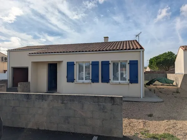 Maison Location Courçon 4p 88m² 1100€