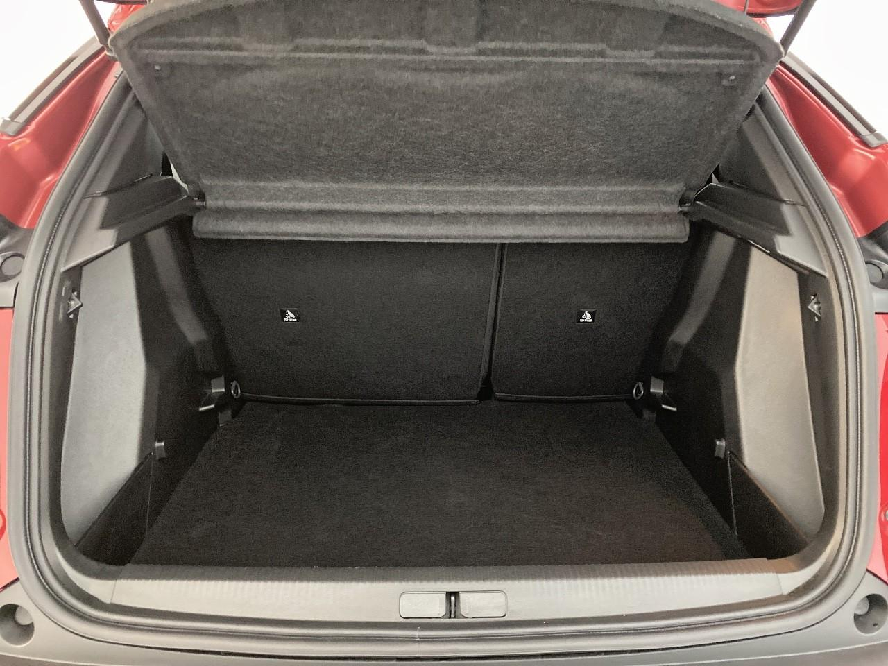 Peugeot 2008 hybrid 145 ch e-dcs6 allure — photo 6