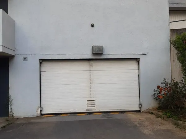 Place de parking à louer