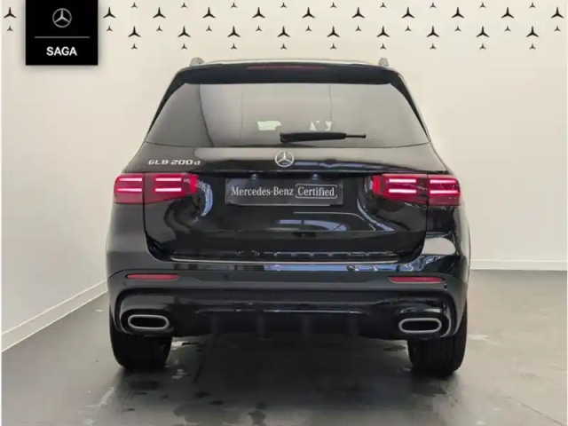 Mercedes Glb 200 d amg line — photo 7