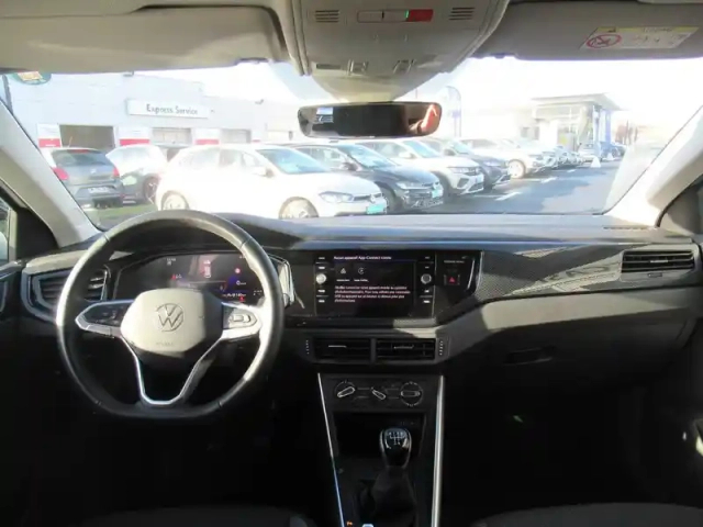 Volkswagen Polo 1.0 tsi 95 s&amp;s bvm5 — photo 9